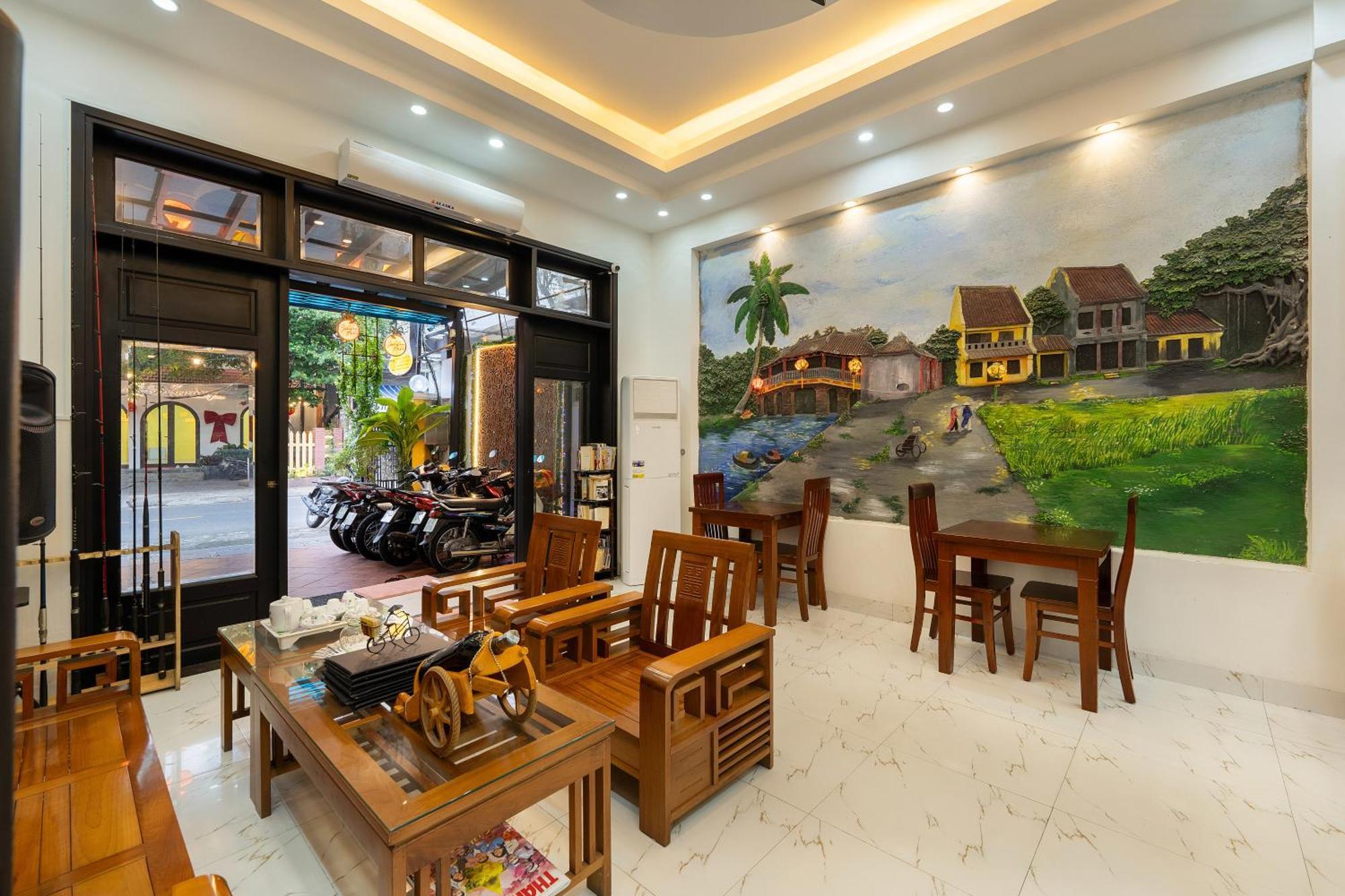 Golden Bell Homestay Хойан Экстерьер фото