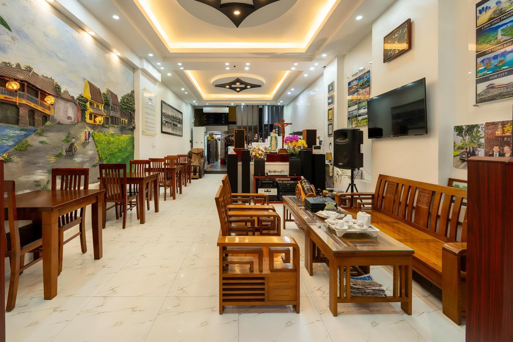 Golden Bell Homestay Хойан Экстерьер фото