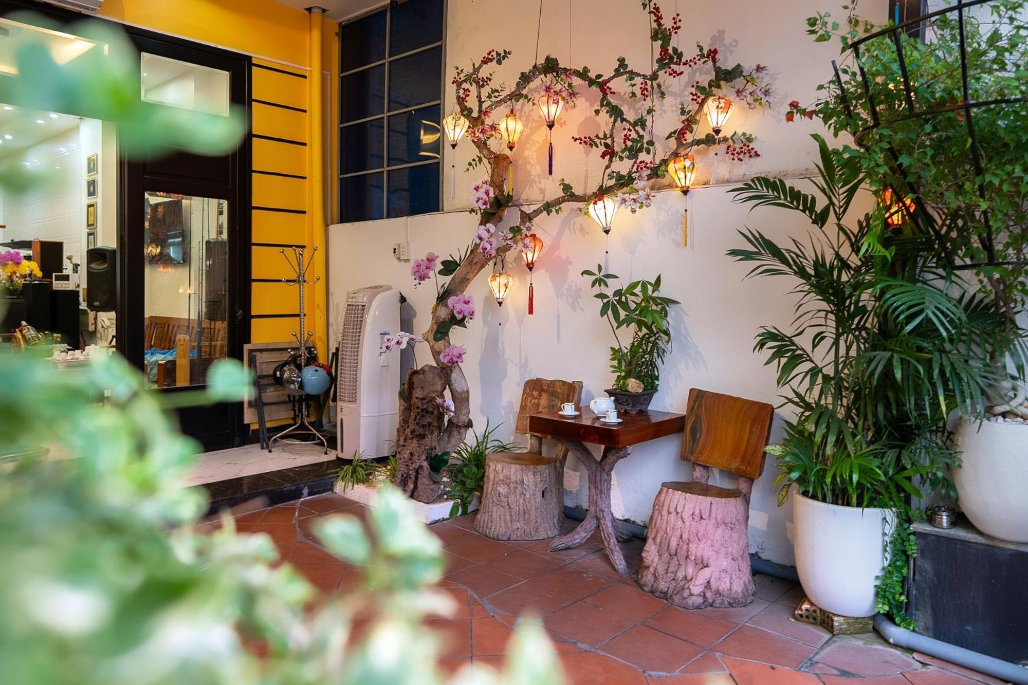 Golden Bell Homestay Хойан Экстерьер фото