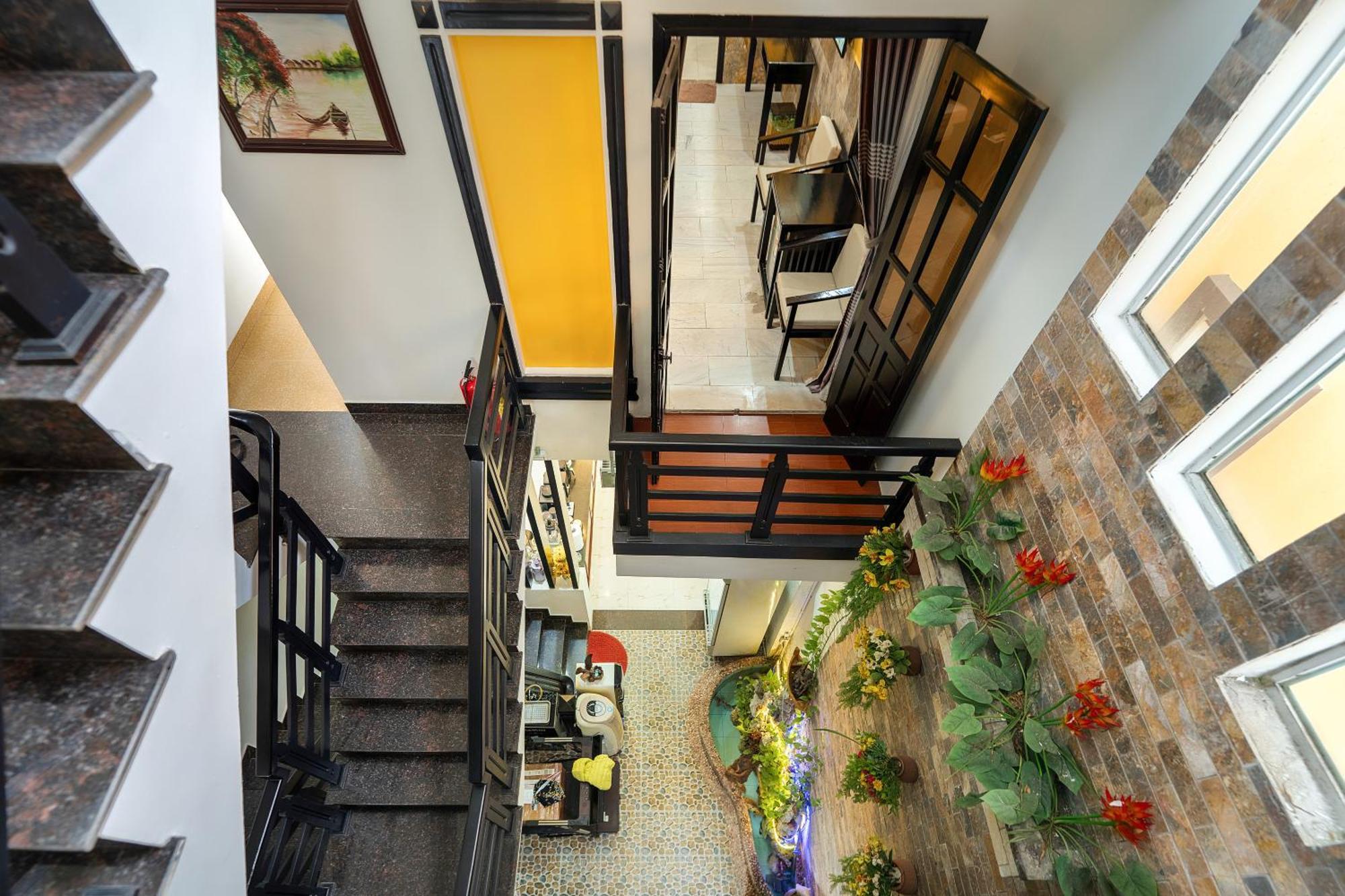 Golden Bell Homestay Хойан Экстерьер фото